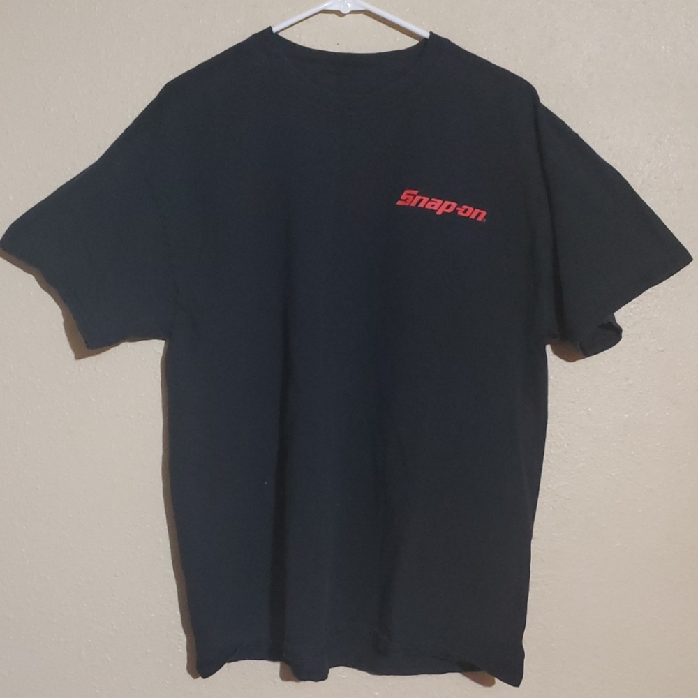 Snapzon xl t shirt used